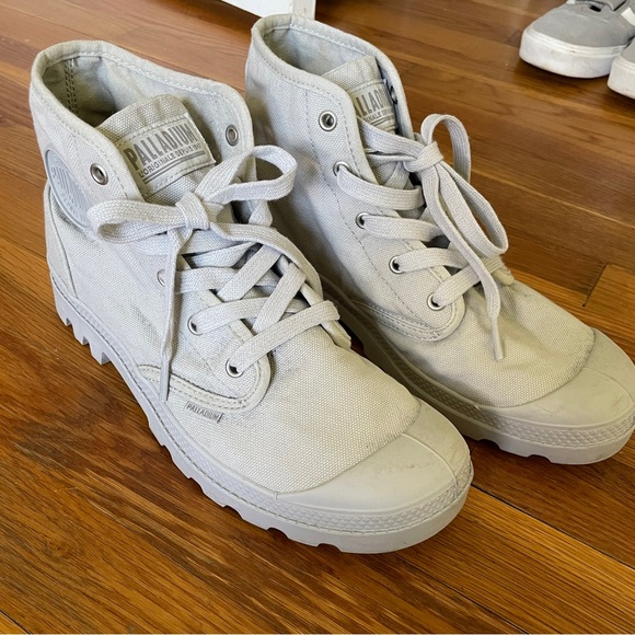 Palladium Pampa Hi Boots - Moonstruck - Women’s 9.5 - Picture 1 of 6